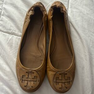 Tory Burch. Camel colored patent leather flats! Size 9